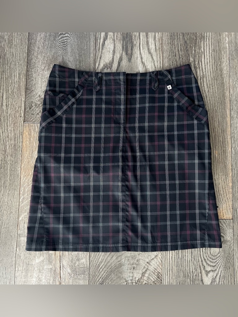 JACK WOLFSKIN Plaid Travel Skirt Size S